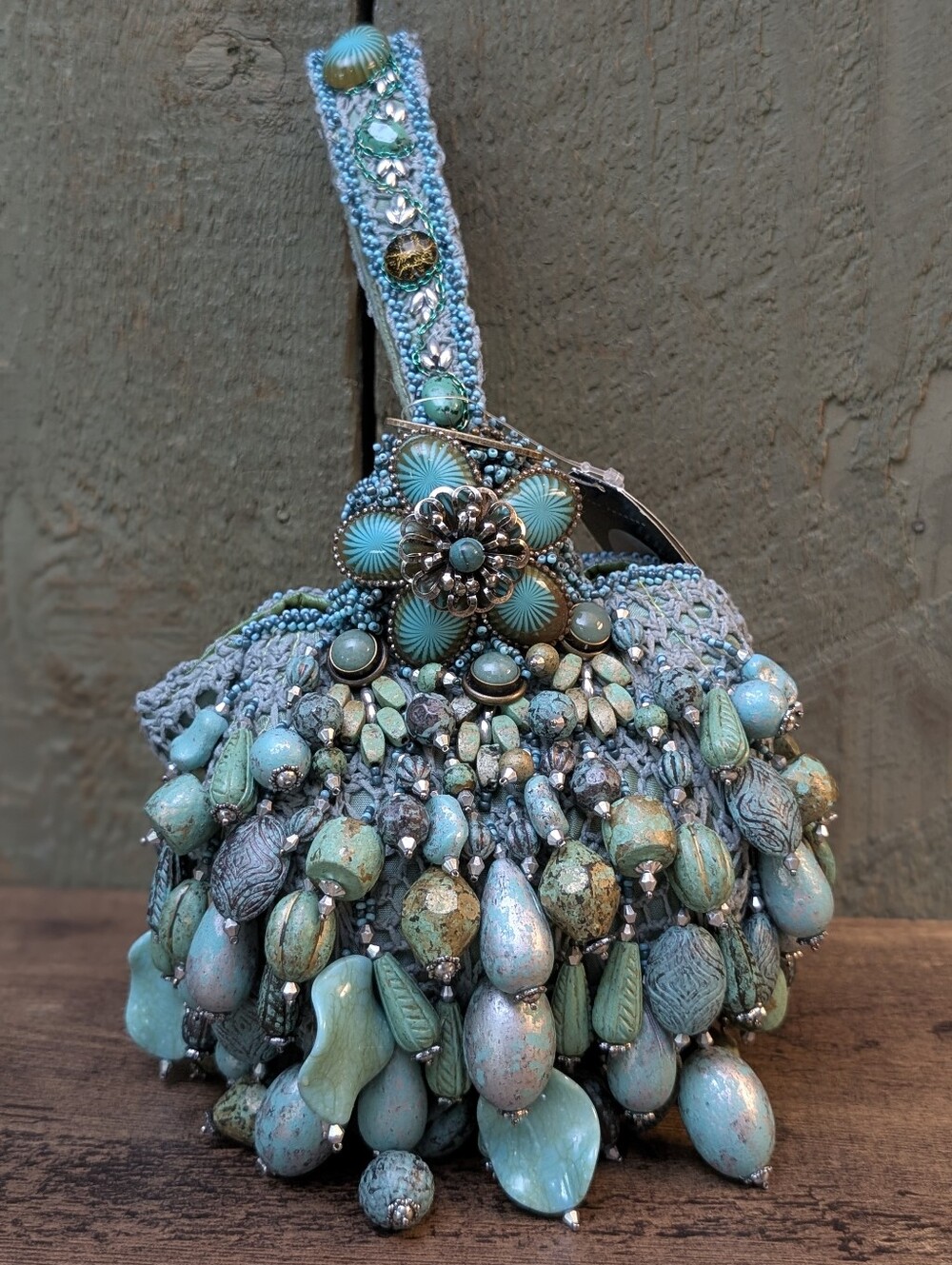 NWT Mary Frances 1872 Patina Turquoise Beaded Women’s Wristlet Bag - Picture 2 of 16
